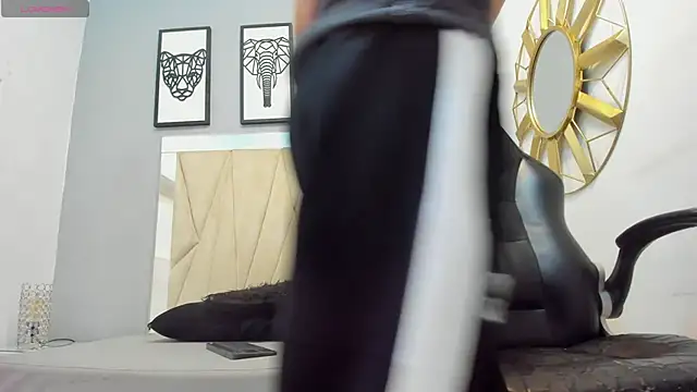 adams bobby online show from April 18, 2026, 7:07 pm