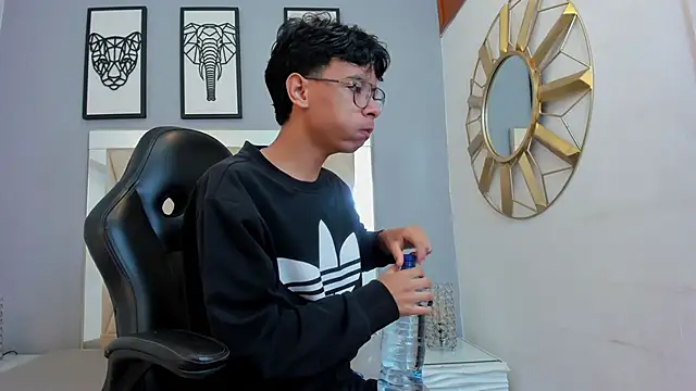 adams bobby online show from March 15, 2026, 11:06 am