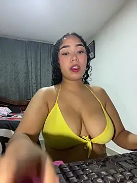 Snapshot of kendall_Coopers21 chatting on November 28, 2025, 7:19 am kendall Coopers21 online show from November 28, 2025, 7:19 am