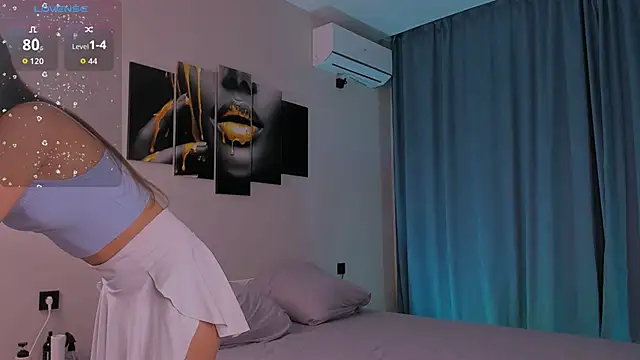 Kandeess online show from November 29, 2025, 2:06 pm