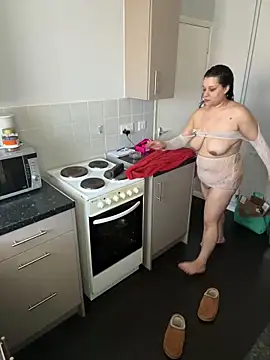 BubblesLovexox online show from March 18, 2026, 1:57 pm