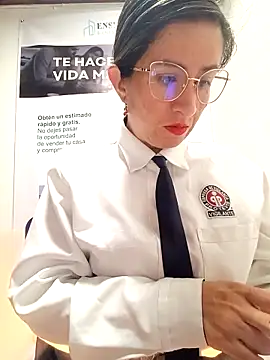 Valentina--1 online show from April 15, 2026, 10:10 am