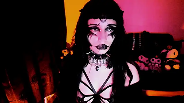 Yueeclipsa online show from February 22, 2026, 4:48 am