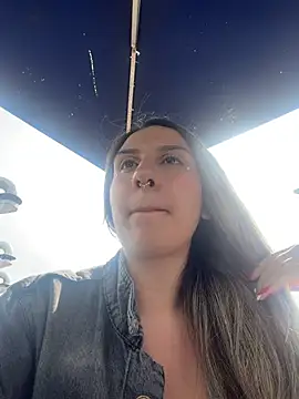 Snapshot of sarah_honey__ chatting on March 3, 2026, 2:24 pm sarah honey online show from March 3, 2026, 2:24 pm