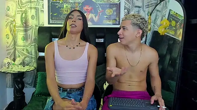 Snapshot of Horny_Duo0 chatting on November 1, 2025, 3:24 am Horny Duo0 online show from November 1, 2025, 3:24 am