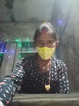 QRANSEXI online show from October 27, 2025, 1:56 pm