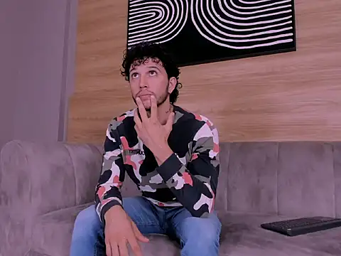 tonny  08 online show from November 6, 2025, 1:48 pm