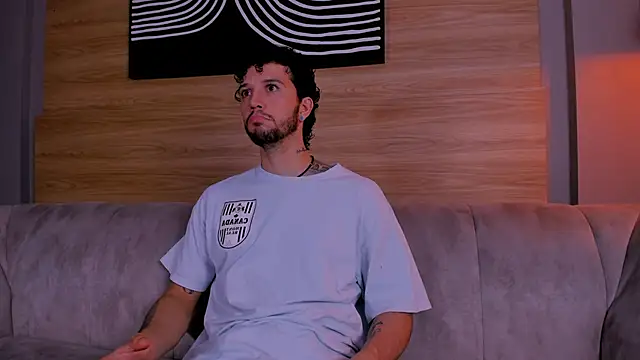 tonny  08 online show from November 15, 2025, 1:26 pm