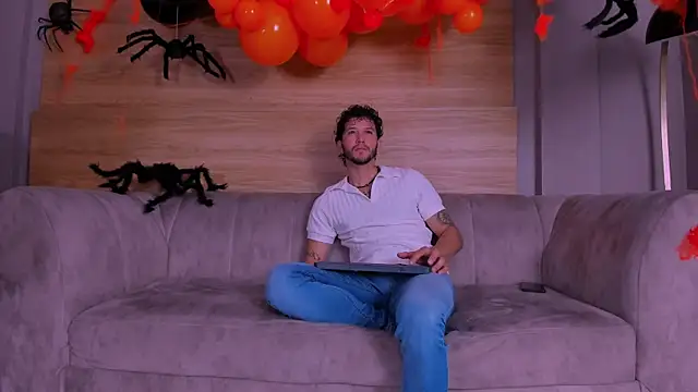 tonny  08 online show from October 28, 2025, 1:32 pm