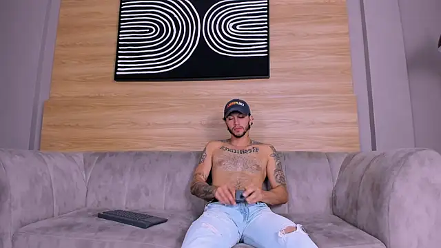 tonny  08 online show from October 25, 2025, 1:23 pm