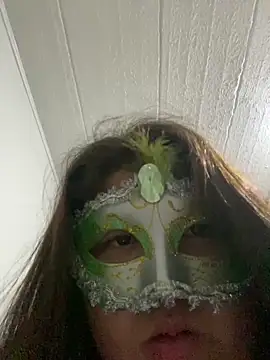 crazzyanne online show from February 11, 2026, 4:23 am