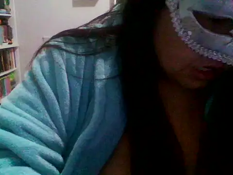 crazzyanne online show from November 10, 2025, 3:44 am