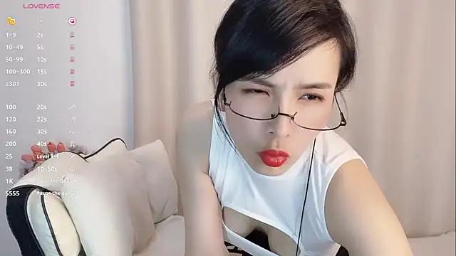 -Jenny-666- online show from November 1, 2025, 11:53 pm