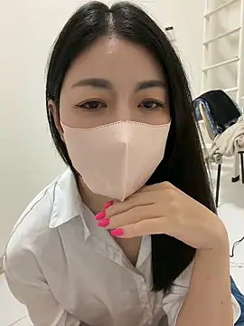 akimix xoxo online show from March 26, 2026, 11:41 am