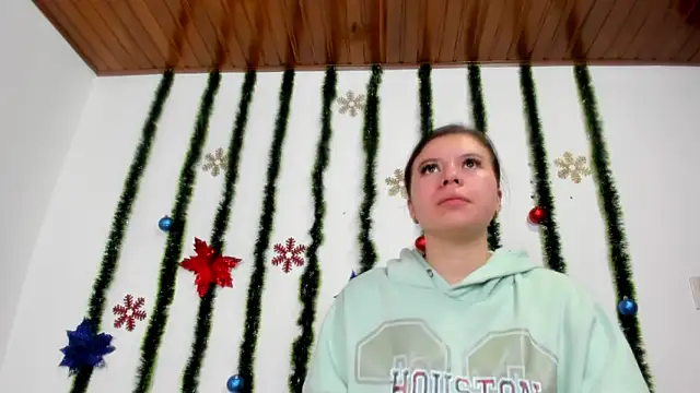 Vanessa Martinz online show from November 23, 2025, 12:26 pm