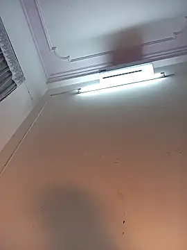 ezabel- online show from November 29, 2025, 1:44 pm