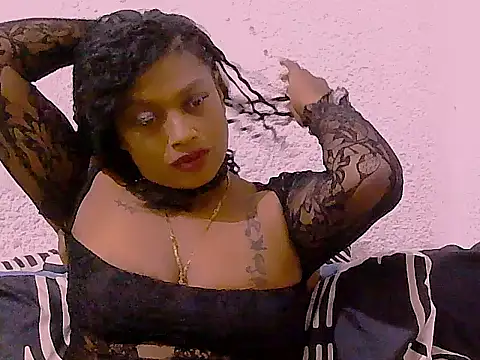 Snapshot of DOVE85 chatting on November 14, 2025, 2:10 pm DOVE85 online show from November 14, 2025, 2:10 pm