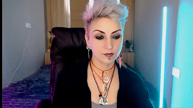 Sweet-n-Strong online show from February 1, 2026, 6:33 am