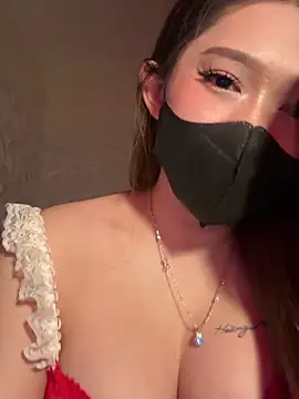 Minhnguyet-03 online show from October 27, 2025, 5:25 pm