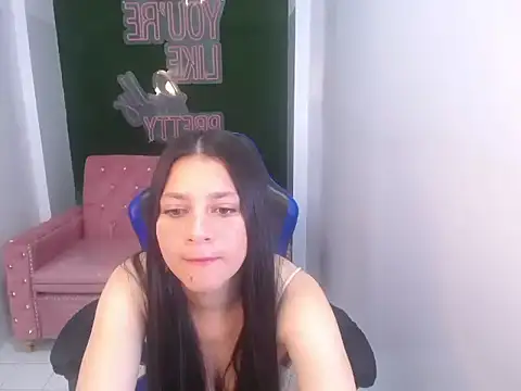 velvetvixen t online show from October 24, 2025, 2:05 pm