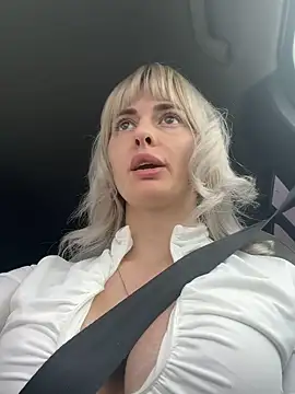 blondegirlx online show from November 21, 2025, 9:08 am