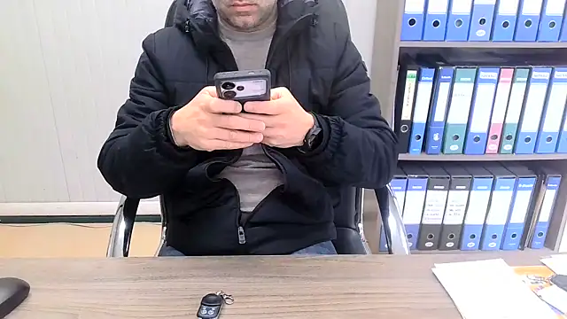 Snapshot of Evasionee chatting on February 20, 2026, 8:05 am Evasionee online show from February 20, 2026, 8:05 am