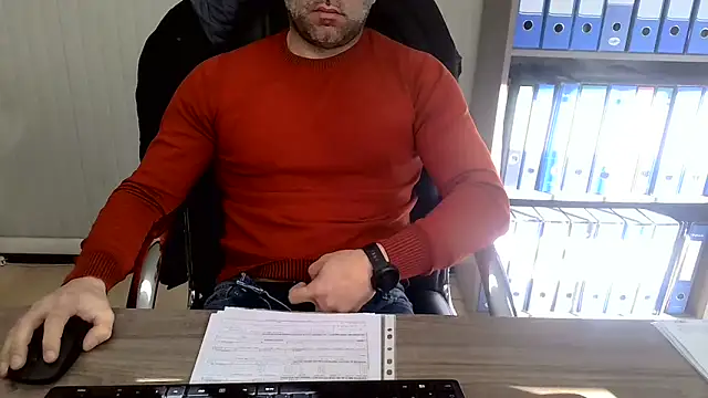 Snapshot of Evasionee chatting on February 16, 2026, 8:46 am Evasionee online show from February 16, 2026, 8:46 am