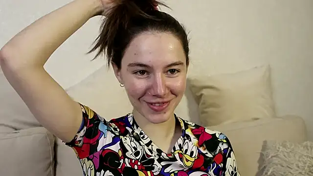 Petalwren online show from November 10, 2025, 11:04 am