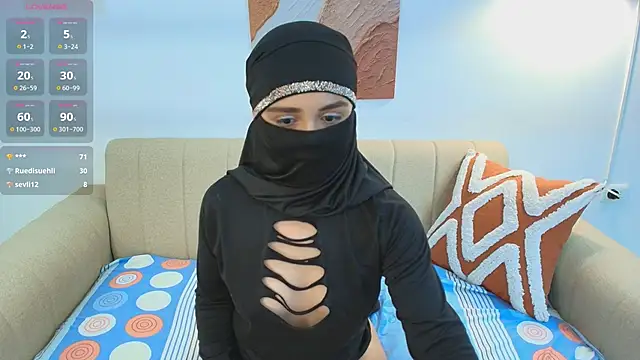 Lailaa lush online show from November 13, 2025, 8:18 am