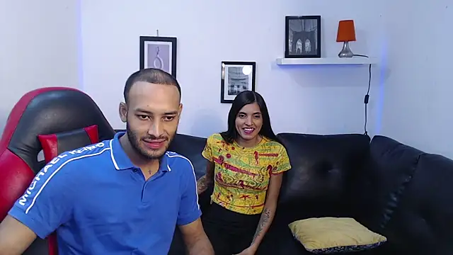 Giselle Max online show from November 7, 2025, 1:48 pm