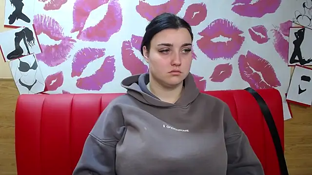 Snapshot of ScarletCargo chatting on November 18, 2025, 6:06 am ScarletCargo online show from November 18, 2025, 6:06 am