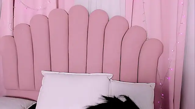 AlyssaVelascuria online show from November 2, 2025, 3:55 am