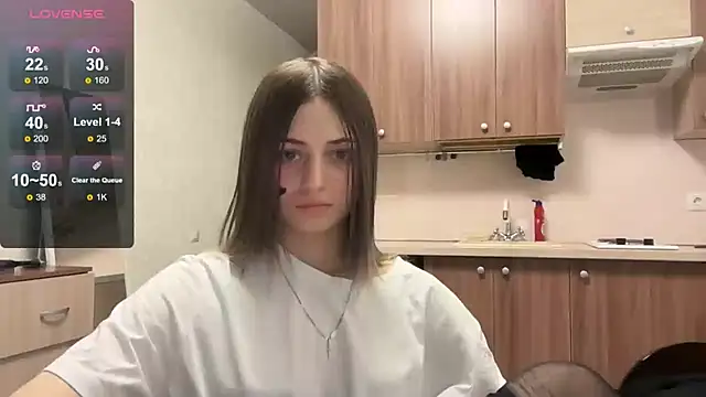 AidaGloshen online show from January 11, 2026, 2:13 pm