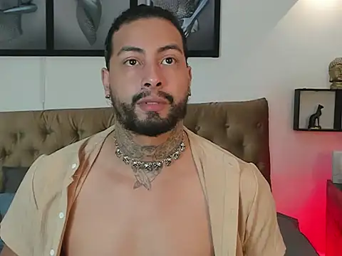 christopher palmerjs online show from November 15, 2025, 1:20 am