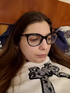 sweetbabygirlforyou online show from January 16, 2026, 6:12 pm