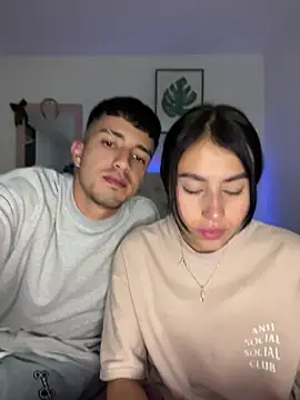 BIJOU SECRET online show from April 11, 2026, 4:53 am