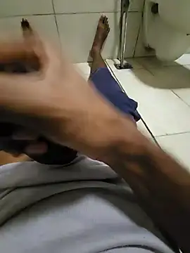 16Hose online show from April 12, 2026, 2:31 pm