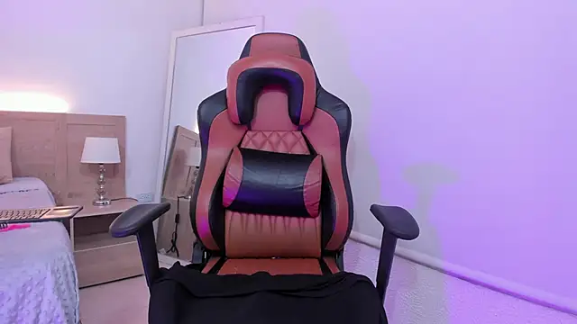 whisper nova online show from February 7, 2026, 5:04 am