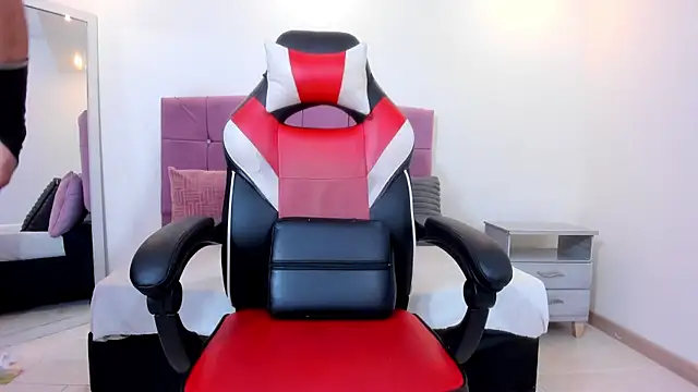 whisper nova online show from February 5, 2026, 4:41 am