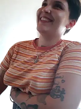 leti302 online show from November 11, 2025, 8:03 pm