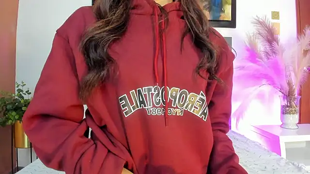 KeimyWilde online show from February 2, 2026, 6:07 pm