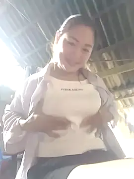 yeu-yeu online show from October 28, 2025, 1:39 am