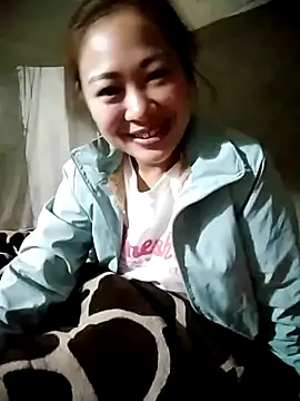 yeu-yeu online show from November 10, 2025, 1:05 pm