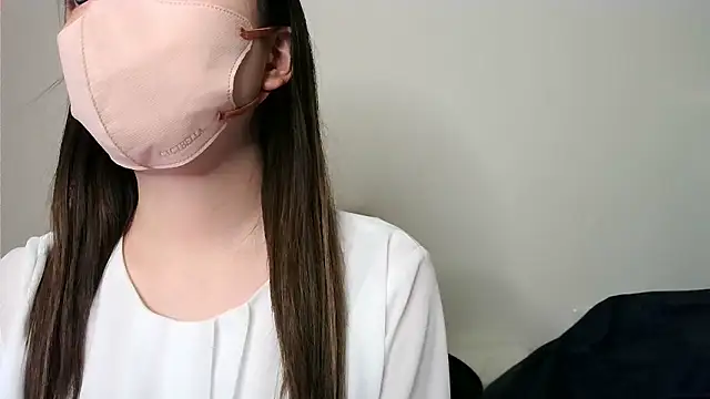 yua chan00 online show from December 19, 2025, 5:59 pm