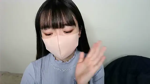 yua chan00 online show from November 2, 2025, 12:54 pm