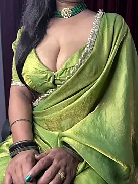 Ritika janu online show from December 15, 2025, 5:52 pm