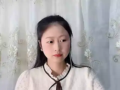 nuannuan35593 online show from October 29, 2025, 11:42 am