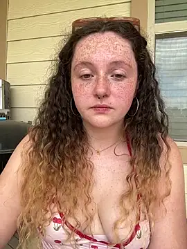 sugasunny04 online show from March 3, 2026, 7:10 pm