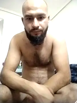 Snapshot of Cosmin1761 chatting on November 3, 2025, 8:45 pm Cosmin1761 online show from November 3, 2025, 8:45 pm