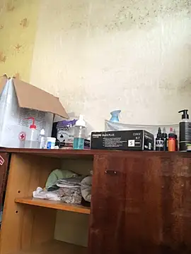 Snapshot of AnitaTenchi1 chatting on December 22, 2025, 11:43 am AnitaTenchi1 online show from December 22, 2025, 11:43 am